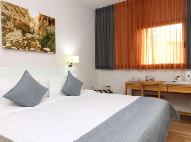 Economy Double room with view