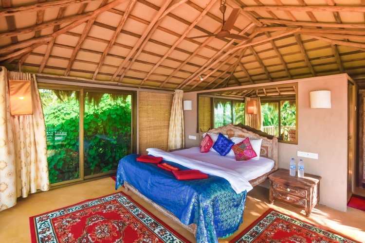 Deluxe Double room with balcony and with sea view