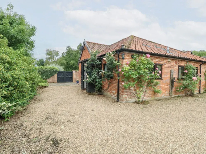 Lowbrook Cottage