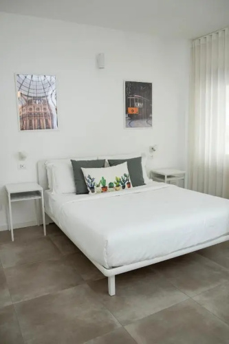 Navigli Apartments