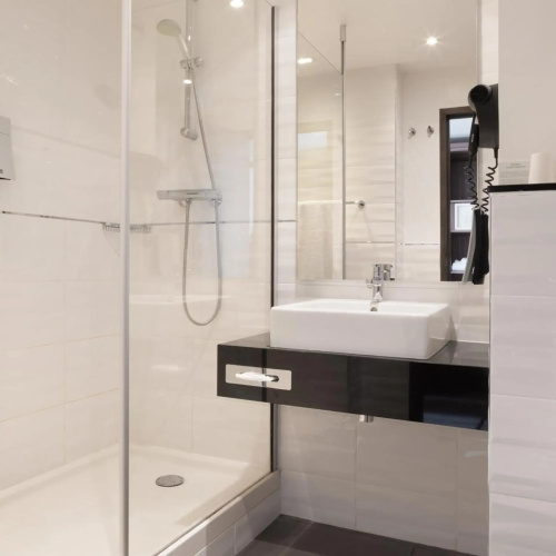 Holiday Inn Lille - Ouest Englos by IHG