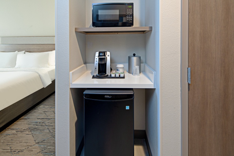 Holiday Inn Express & Sts Palm Desert - Millennium photo 29