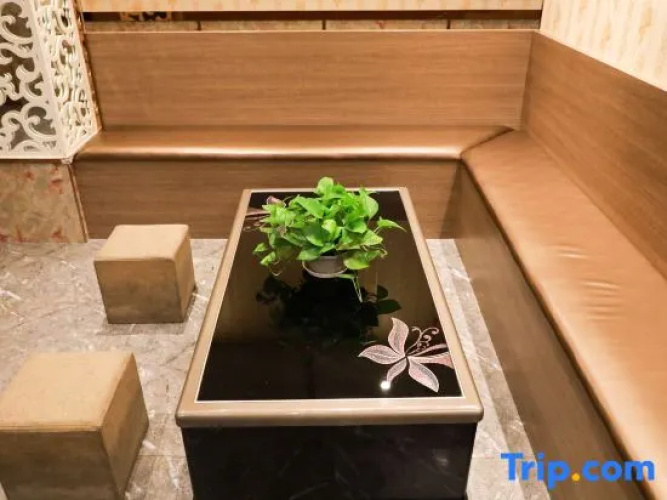 Shanghai Conshi Hotel