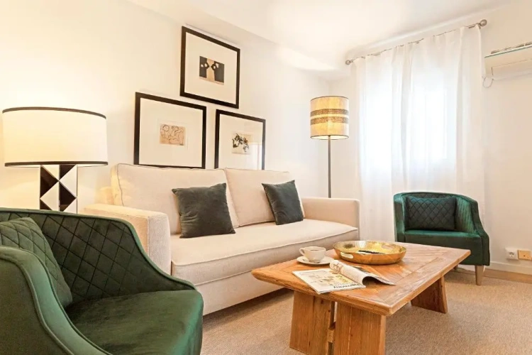 2 Bedrooms Apartment with balcony