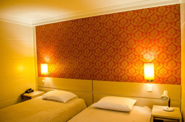 Atalanta Hotel