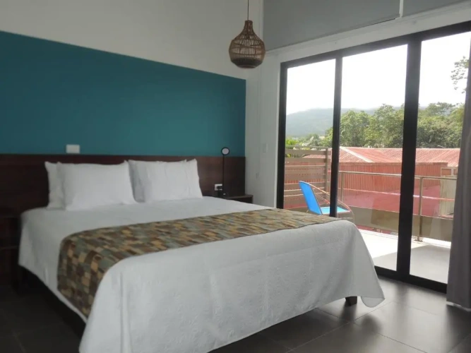 Premium Suite with mountain view