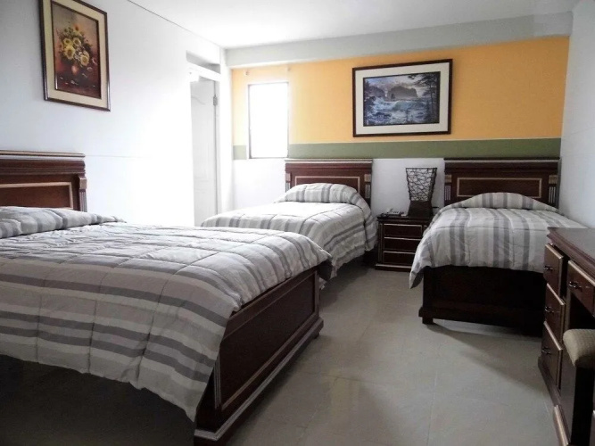 Rizzo Plaza Hotel