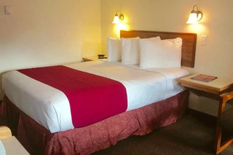 Ocean Breeze Motel