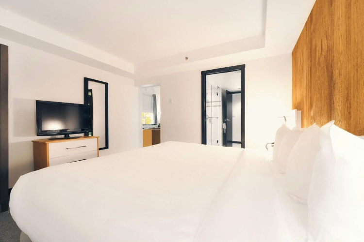 Aava Whistler Hotel photo 8