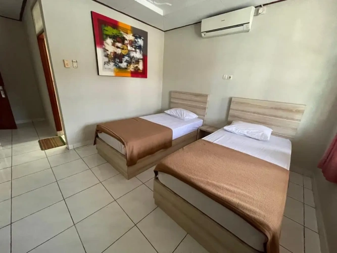 Standard Twin room
