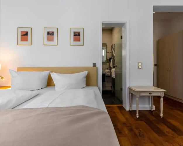 Standard Double room with view