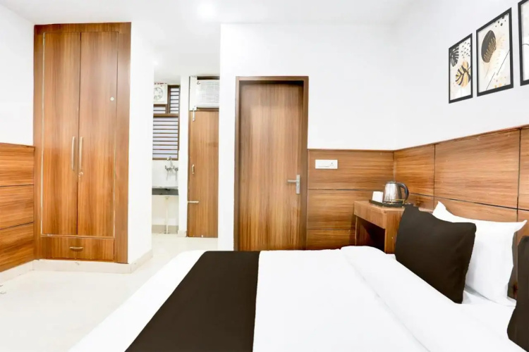 Cyber City Suites