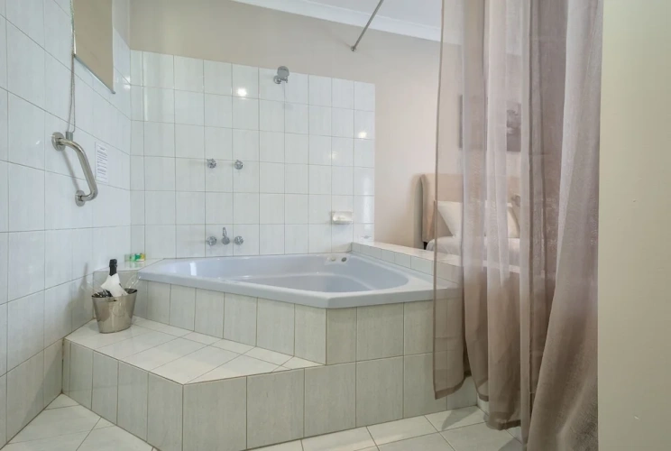 Executive Double Basement Suite