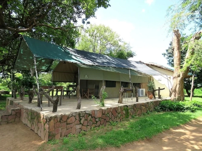 Tent with river view
