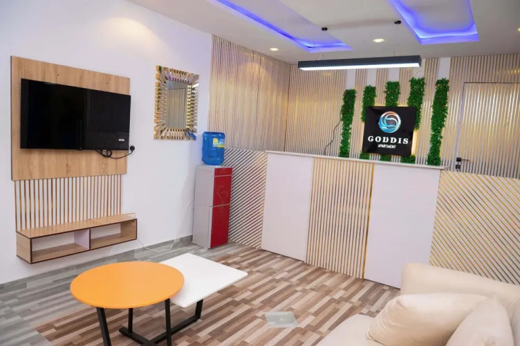 Goddis Apartments Ajah