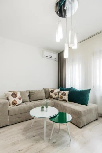 Silver Apartment