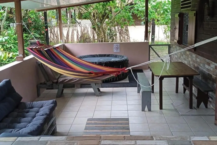 2 Bedrooms Cottage