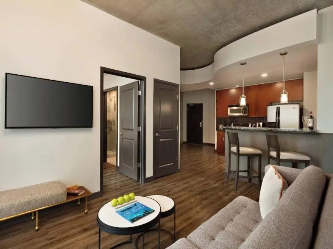 Double Suite