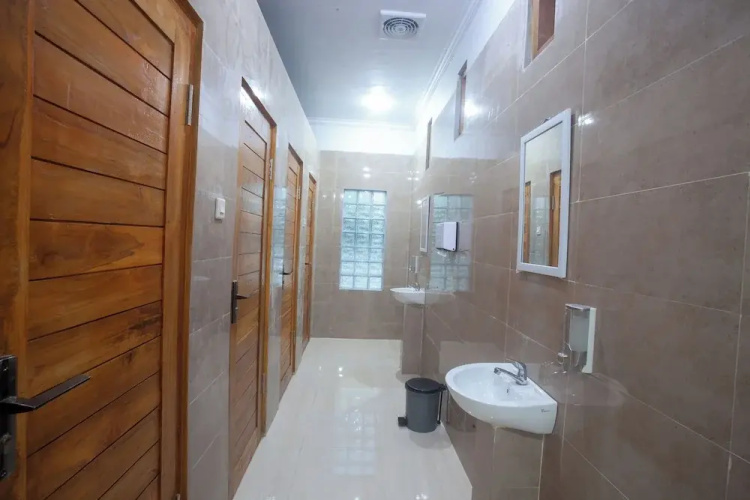 Lucky Hostel