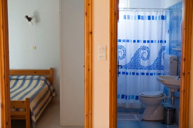 2 Bedrooms Villa
