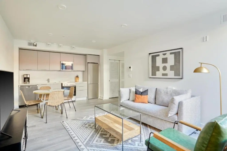Apartment with balcony