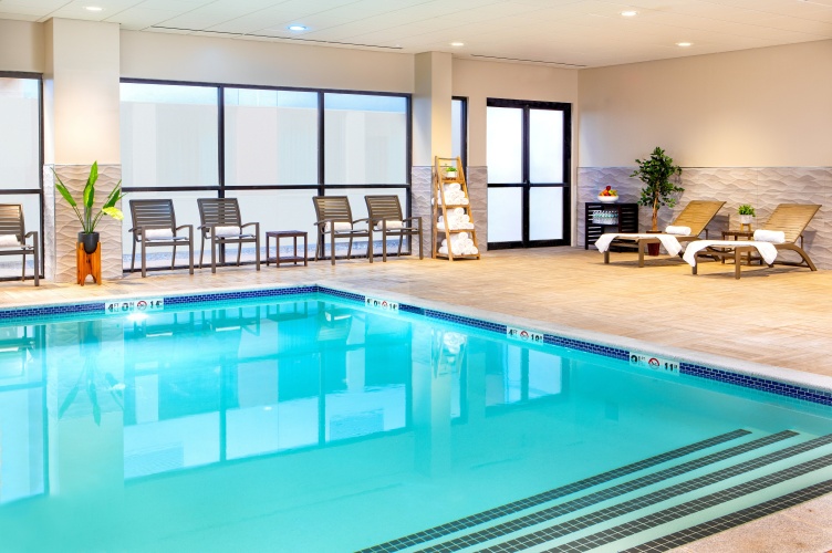 Crowne Plaza Boston - Woburn photo 17