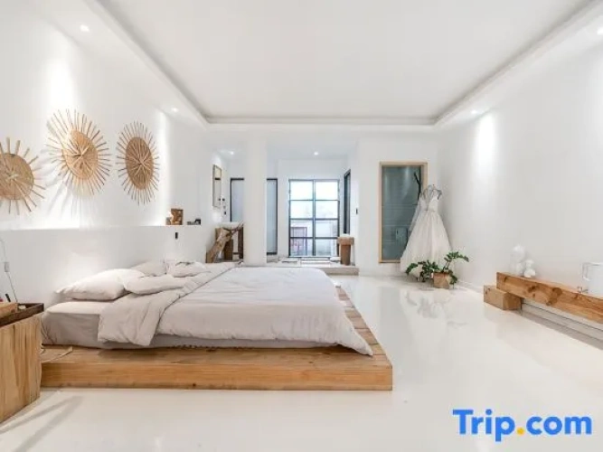 Standard Double Penthouse room with mountain view