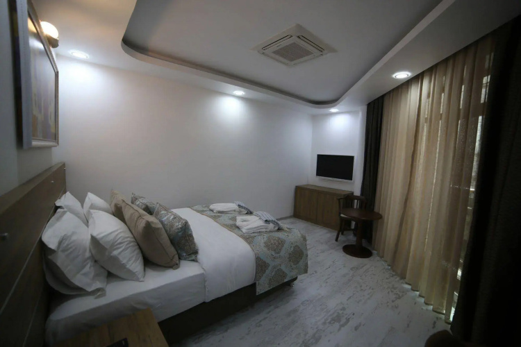 Grand Serenay Hotel