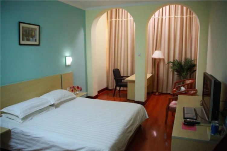 Shanghai Guangxi Hotel