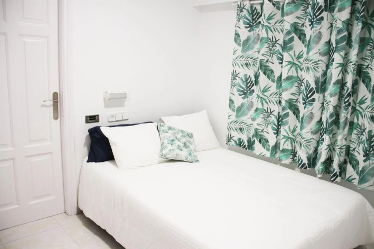 Hugo Beach Hotel