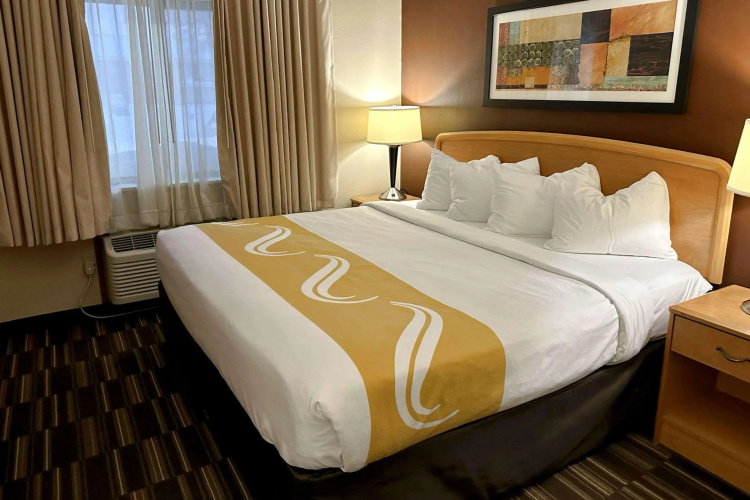 Quality Suites Near West Acres
