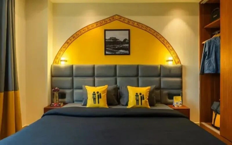 Deluxe Double room with city view
