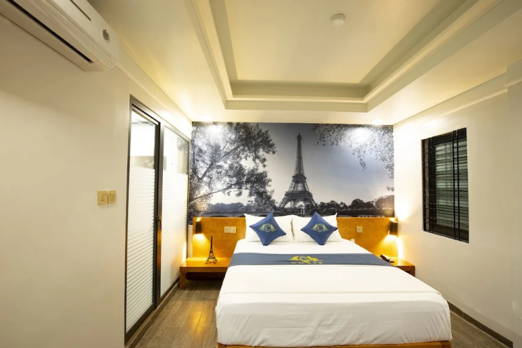 Cozi9 Hotel