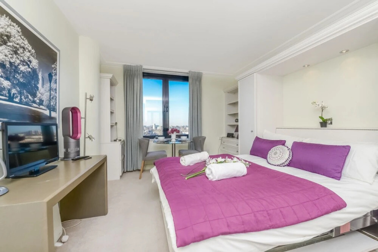 945 - Point west - Studio Apartment