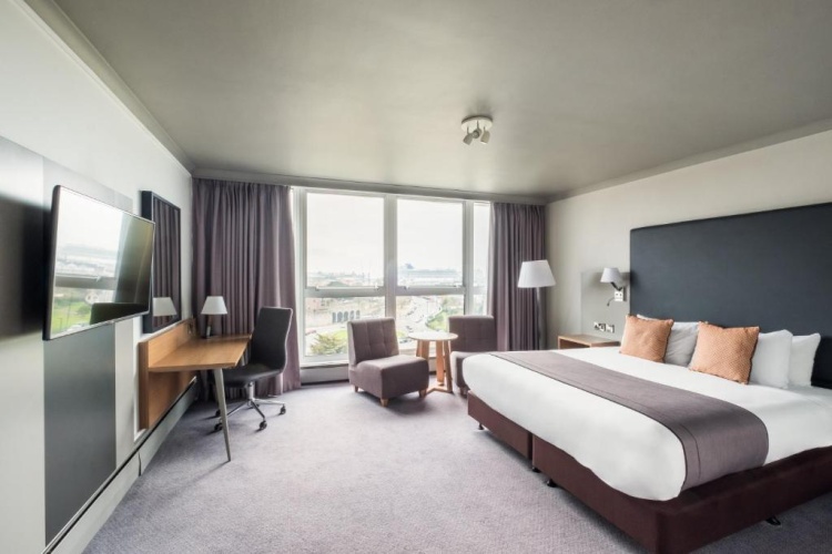 Premium Double room with city view