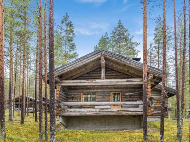 YLLäSNäKYY 7 / KARKELO