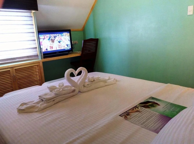 Shore Time Hotel