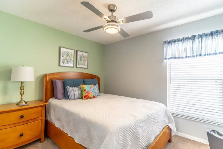 8638 Emerald Island