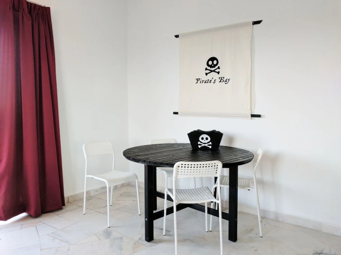 Themed Apartments @ Straits View Villas