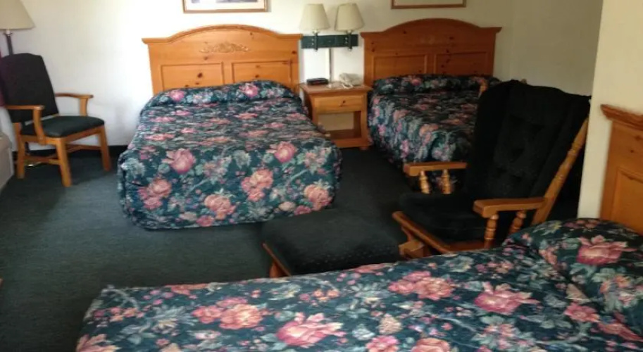 Hunter Lodge