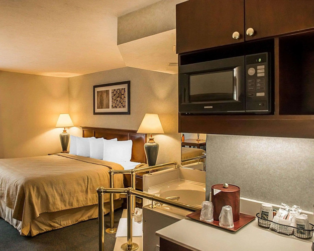 Quality inn & Suites Cincinnati I-275
