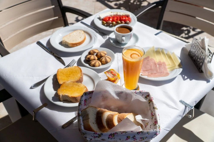 Athina Hotel