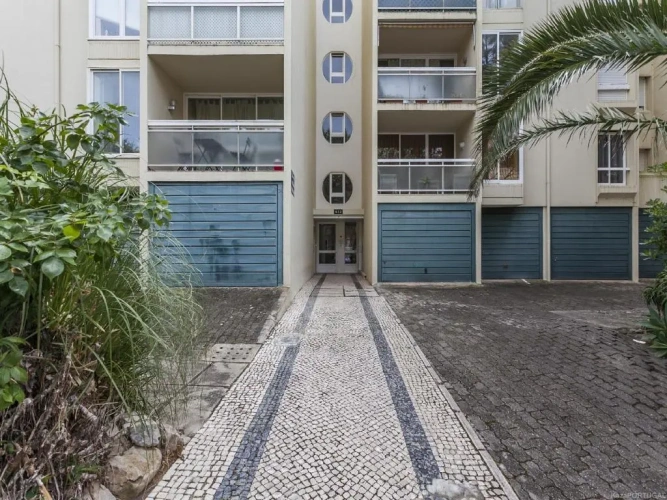 2 Bedrooms Deluxe Apartment