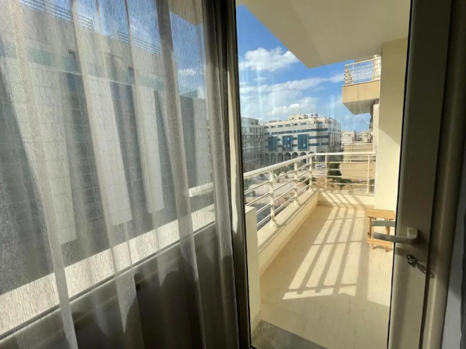 Bright Flat Lac 2 Tunis