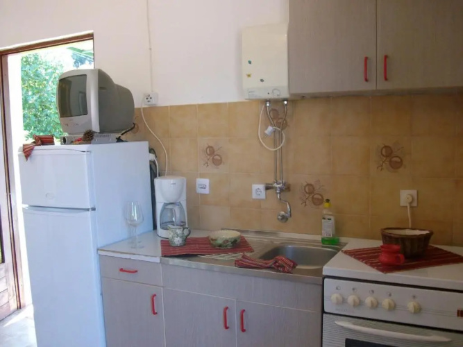 Apartments Bob - 10m from the sea