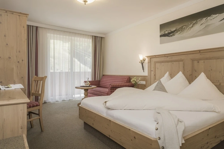 Family Suite with balcony and with mountain view