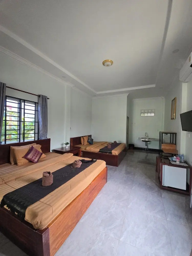 AHHA Bungalow Kampot