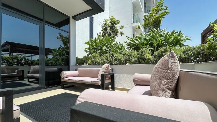 Cozy Studio in Azizi Riviera by Bespoke