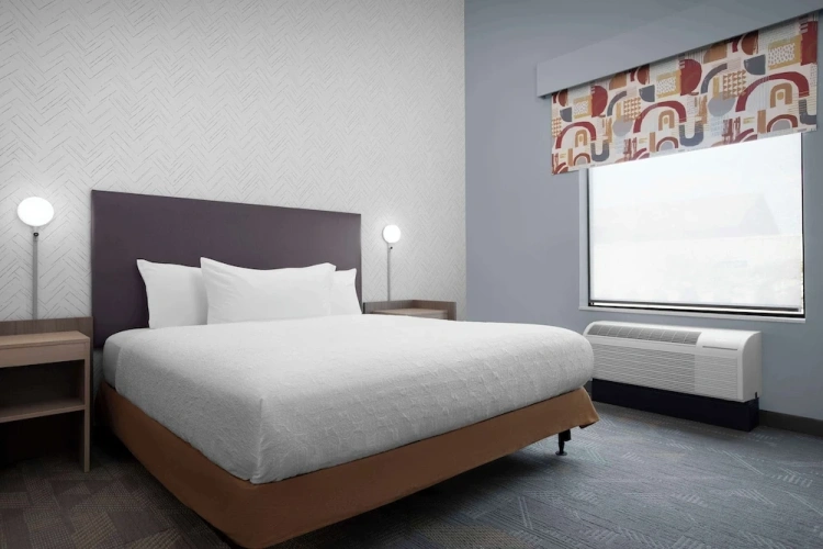 1 Bedroom Suite