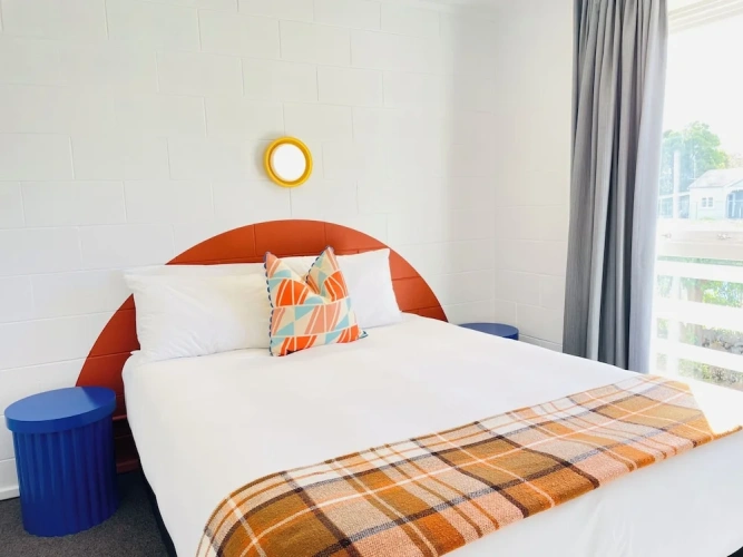 1 Bedroom Deluxe Suite